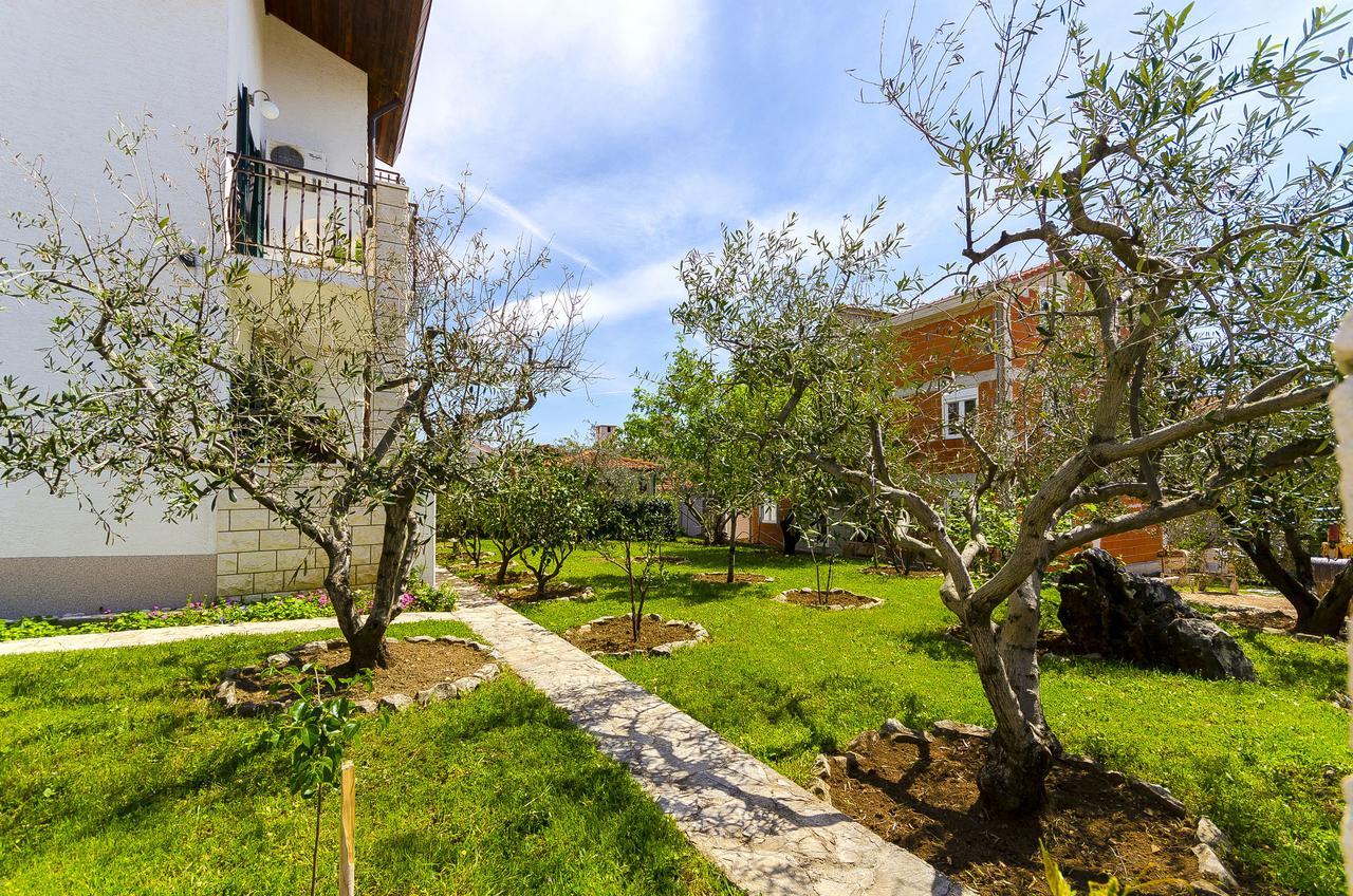 Apartments Mate Trogir Kültér fotó