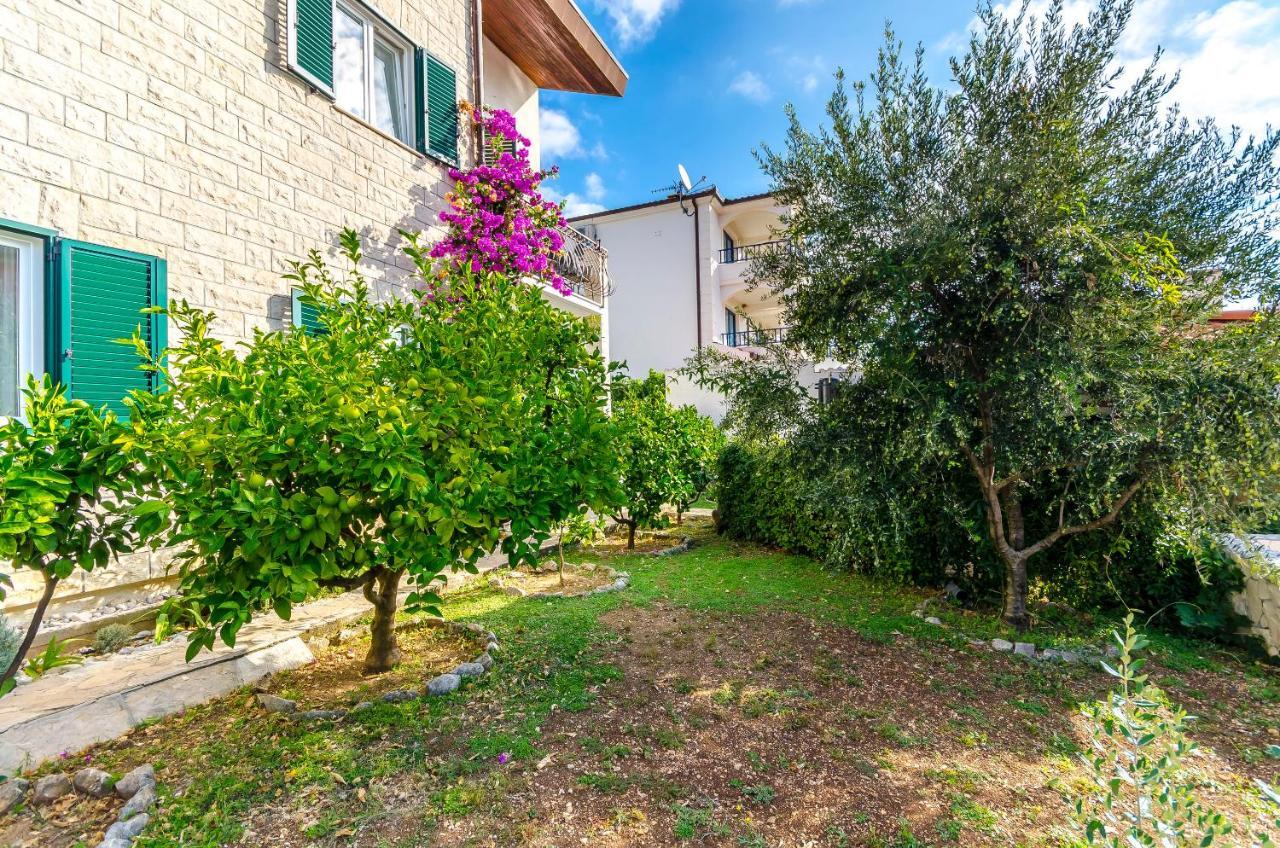 Apartments Mate Trogir Kültér fotó